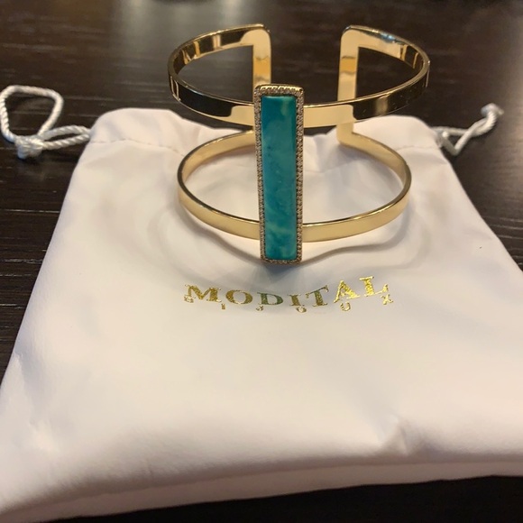 Modital Bijoux Cuff - Picture 1 of 6